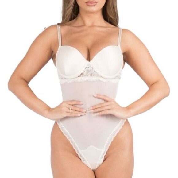 Cosmopolitan Tops - COSMOPOLITAN Lace Teddy in Pink Champagne Size Small NEW